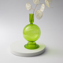 Lade das Bild in den Galerie-Viewer, Bunte Kerzenhalter und Vasen