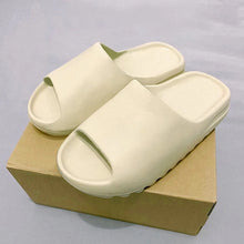 Lade das Bild in den Galerie-Viewer, CloudyWalks 2.0